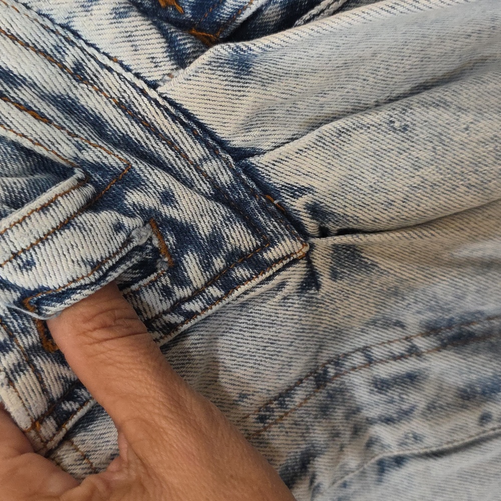 Code Zero Light Wash High-Waisted Jeans - Picture 7 of 11
